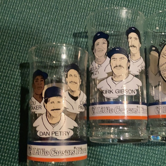 🍕⚾️ 1984 Detroit Tigers Little Caesar’s Set of 4 Glasses Tim Robinson ⚾️🍺 - Picture 4 of 8
